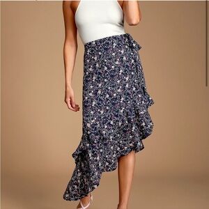 NWOT Lulu’s Navy Blue Ruffled Asymmetrical Midi Skirt. Sz: S